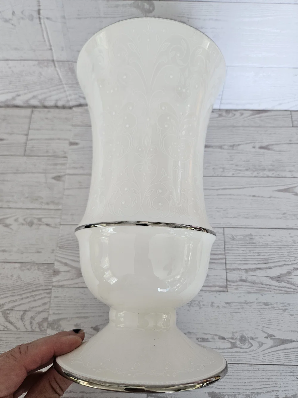 Lenox Opal Innocence Large Vase - Wedding Promises Platinum Trim 11”